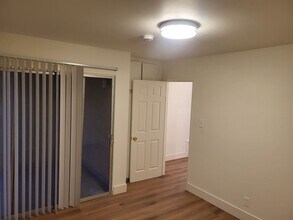 3351 E Andy St in Long Beach, CA - Building Photo - Building Photo