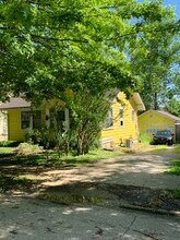 108 E Vermilya Ave in Bloomington, IN - Building Photo - Building Photo
