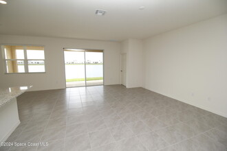 4904 Amasa Cir in West Melbourne, FL - Building Photo - Building Photo