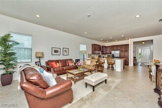 3417 Tigris Ln in Naples, FL - Building Photo - Building Photo