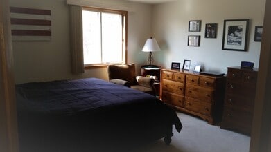 S85W18650 Jean Dr, Unit 18662 in Muskego, WI - Building Photo - Building Photo