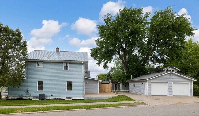property at 2065 Willow St