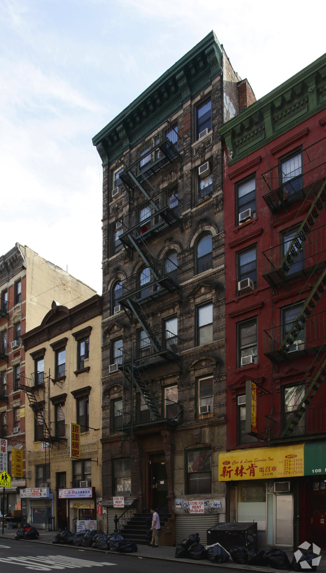 110  Madison Street in New York, NY - Foto de edificio - Building Photo