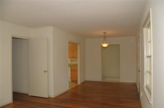 3174 Vine Cir in Decatur, GA - Building Photo - Building Photo