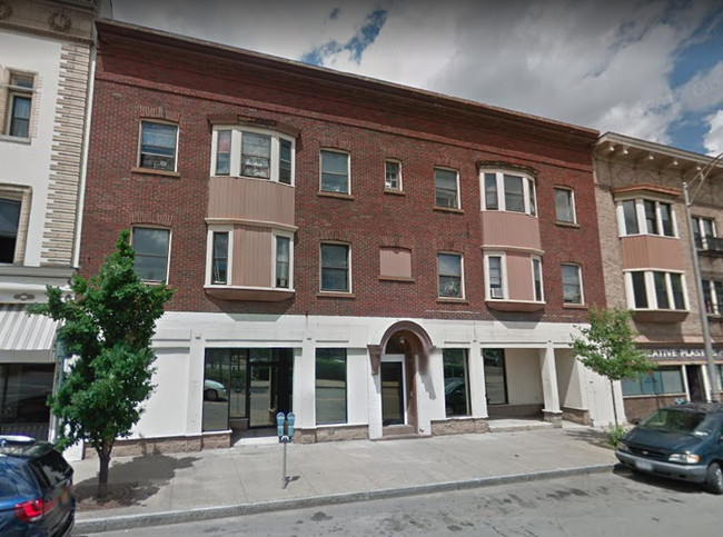 117-121 Liberty Pole Way