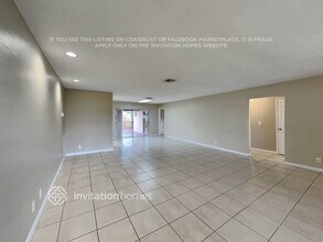 5042 SW 89th Ave in Cooper City, FL - Building Photo - Building Photo