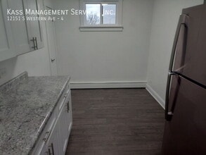 12151 S Western Ave in Blue Island, IL - Building Photo - Building Photo