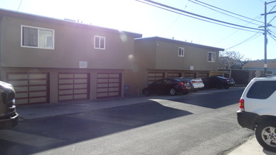 538 Railroad Ave in South San Francisco, CA - Building Photo - Building Photo