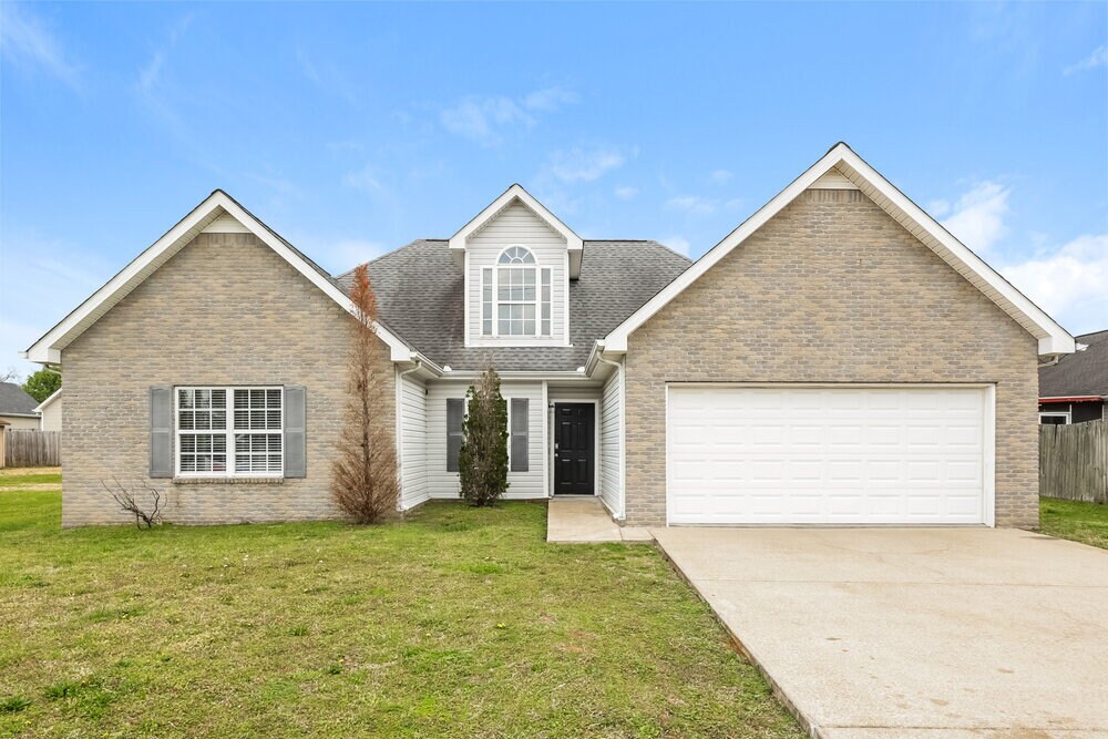 3202 Barksdale Cir in La Vergne, TN - Building Photo