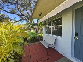 2002 SW Natura Blvd in Deerfield Beach, FL - Building Photo - Building Photo