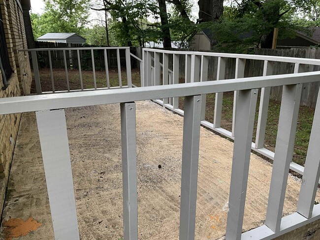 4430 Pine Ridge Cove in Memphis, TN - Building Photo - Building Photo