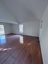 88 Commonwealth Dr in Basking Ridge, NJ - Building Photo - Building Photo