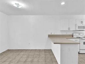 9920 NW 19th Pl in Sunrise, FL - Foto de edificio - Building Photo