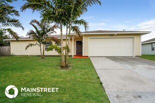 4005 12th St SW in Lehigh Acres, FL - Building Photo