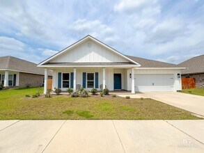 23207 Lieutenant Ave in Foley, AL - Building Photo - Building Photo