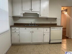 848 Lynwood Dr in Florence, SC - Building Photo - Building Photo