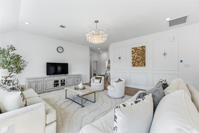 property at 30843 Boxwood Dr