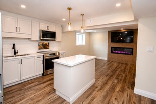 3008 Young Ave in Fort Erie, ON - Building Photo