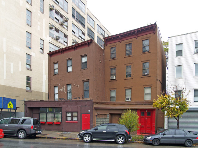 53 Flatbush Ave Ext in Brooklyn, NY - Building Photo - Building Photo