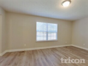 645 Belgium Dr in Nashville, TN - Building Photo - Building Photo