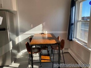 233 Lafayette St, Unit 15 in Salem, MA - Foto de edificio - Building Photo