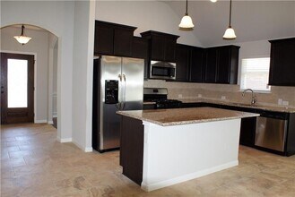 5612 Sabbia Dr in Round Rock, TX - Building Photo - Building Photo