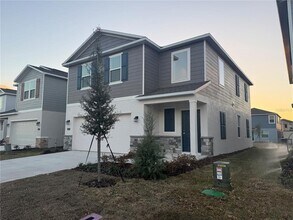 5427 Meadow Walk Dr in Davenport, FL - Building Photo - Building Photo