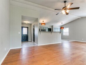 117 Sonora in Edmond, OK - Building Photo - Building Photo