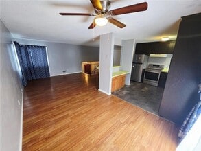 8423 Brunswick Ave N in Minneapolis, MN - Building Photo - Building Photo