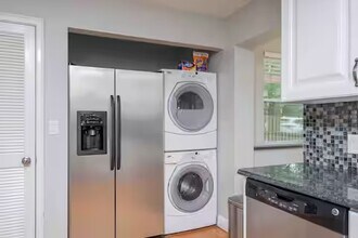 111 NW 24th St in Gainesville, FL - Building Photo - Building Photo