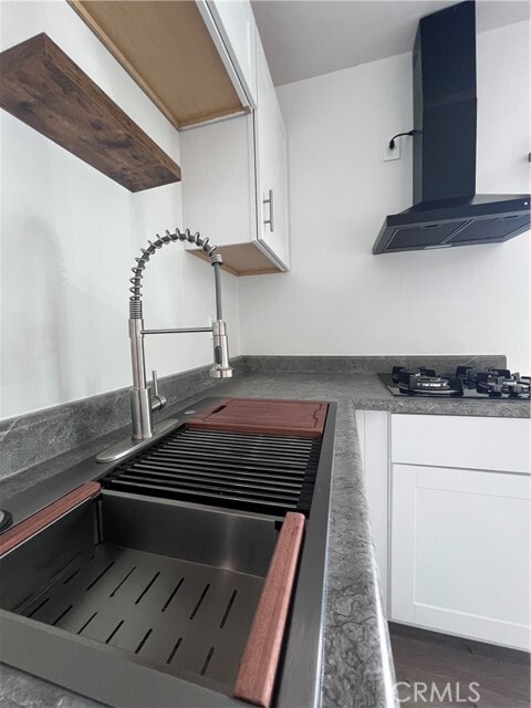 property at 3157 170th St