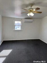 223 Willis Ave in Mineola, NY - Building Photo - Building Photo