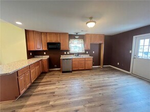 1333 Nash Rd NW in Atlanta, GA - Building Photo - Building Photo