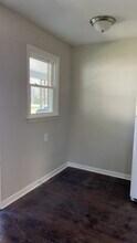 6051 Tobaccoville Rd, Unit unit #4 in Tobaccoville, NC - Building Photo - Building Photo