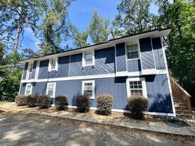 1219 Crestview Ave in Tallahassee, FL - Building Photo