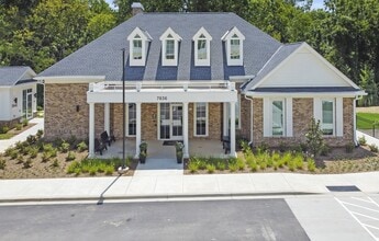 Creekridge on the Park in Charlotte, NC - Foto de edificio - Building Photo