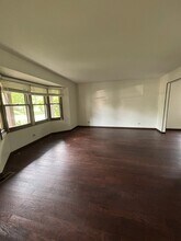 4080 N Parkside Dr in Hoffman Estates, IL - Building Photo - Building Photo