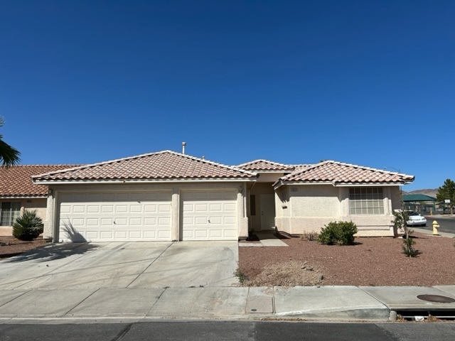 1052 Blue Lantern Dr in Henderson, NV - Foto de edificio