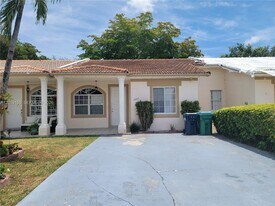 15257 SW 138th Ct in Miami, FL - Building Photo