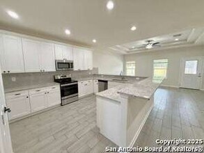 2137 Fuller Dr in Canyon Lake, TX - Building Photo - Building Photo