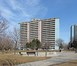 Danforth Midland Apartments in Toronto, ON - Building Photo - Building Photo