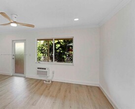 6831 Abbott Ave in Miami Beach, FL - Building Photo - Building Photo