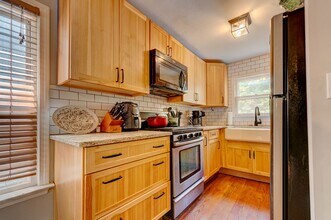 64 Nicoll St in New Haven, CT - Building Photo - Building Photo