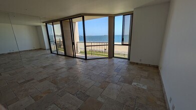 1750 Ocean in Long Beach, CA - Building Photo - Building Photo