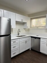 Ravenwood Apartments in Ithaca, NY - Building Photo - Building Photo