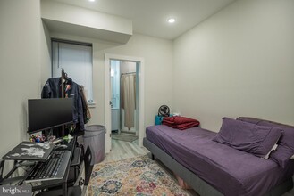 3720 Haverford Ave, Unit 2F in Philadelphia, PA - Building Photo - Building Photo