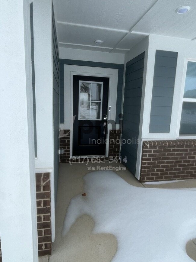 10819 Gate Cir in Fishers, IN - Building Photo - Building Photo