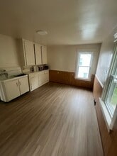 1146 E 26th St in Erie, PA - Building Photo - Building Photo