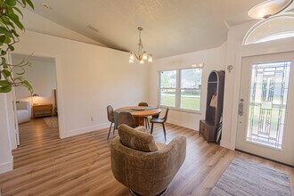 526 SW Dairy Rd in Port St. Lucie, FL - Building Photo - Building Photo