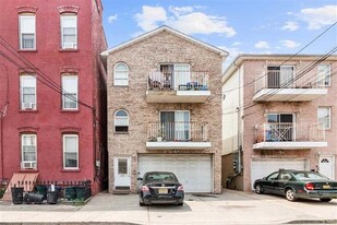 287 Old Bergen Rd in Jersey City, NJ - Building Photo
